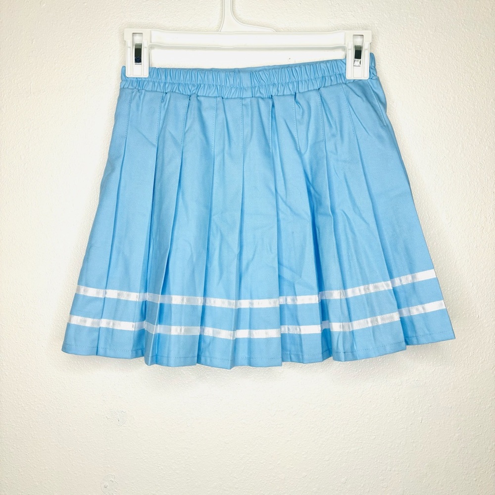 Pleated preppy skirt size small